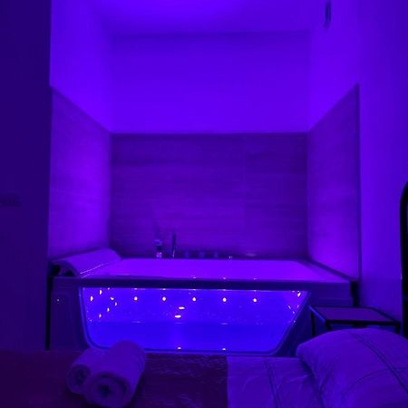 Maris Suite - Appartamento Con Vasca Idromassaggio Alghero Eksteriør bilde